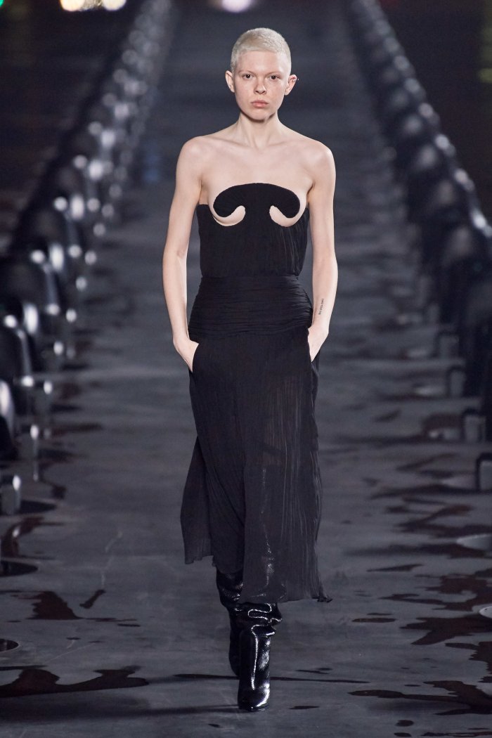 Коллекция Ив сен Лоран 2020