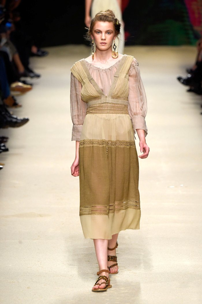 Альберта Ферретти платья Весна лето