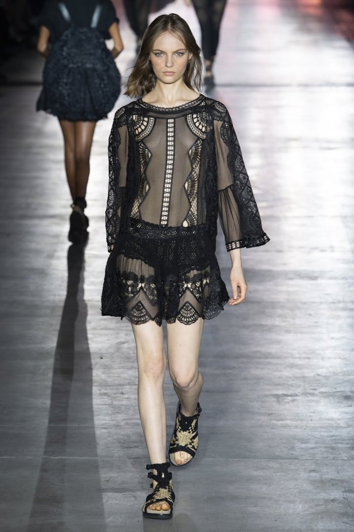 Альберта Ферретти мода операнди