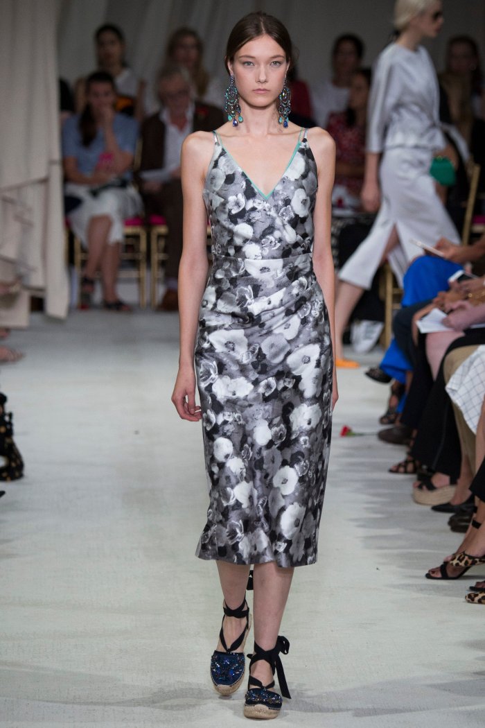 Оскар де ла рента лето 2012