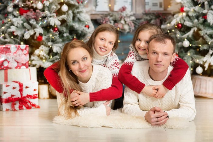 Образы на новогоднюю фотосессию семьей и беременность