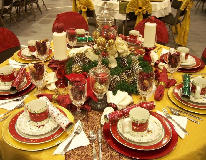 Украшение новогоднего стола