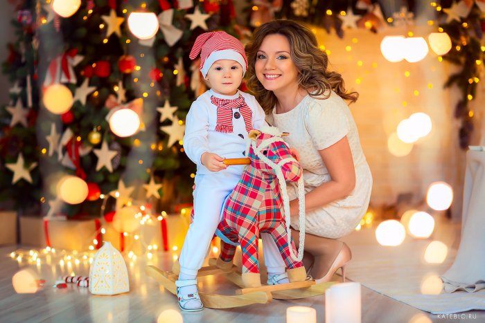 Фотосессия под елкой