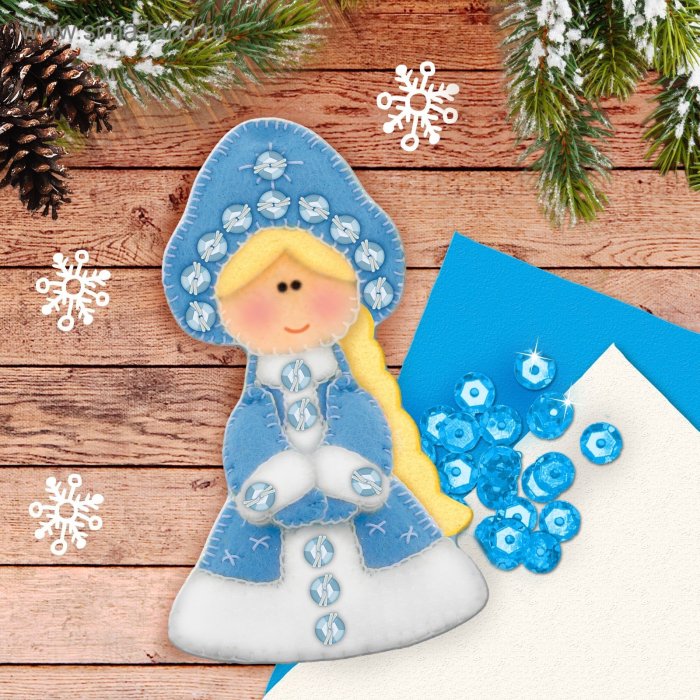 Снегурочка из фетра