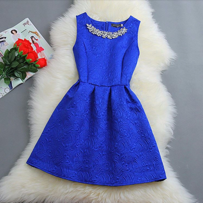 Шикарное блестящее платье