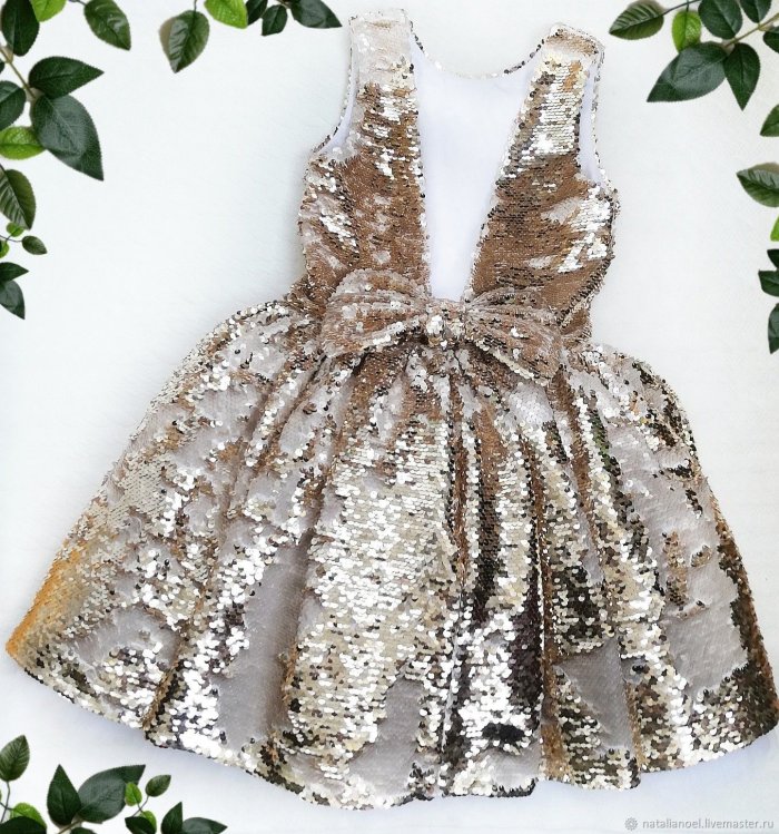 Платье колокольчик