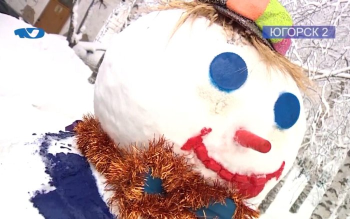 Красное бархатное платье для девочки