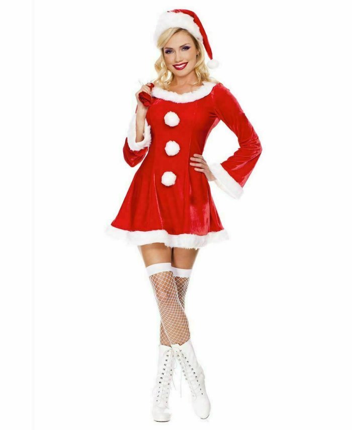 Девушка в новогоднем костюме