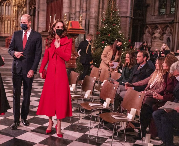 Новогодние платья