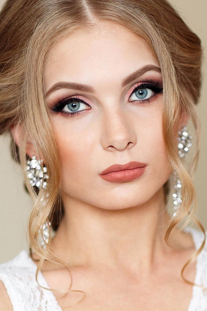 Нюдовый Смоки