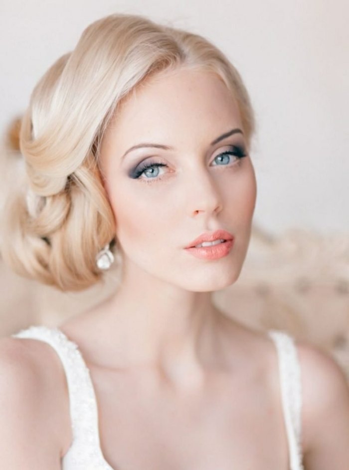 Свадебный макияж для голубоглазых