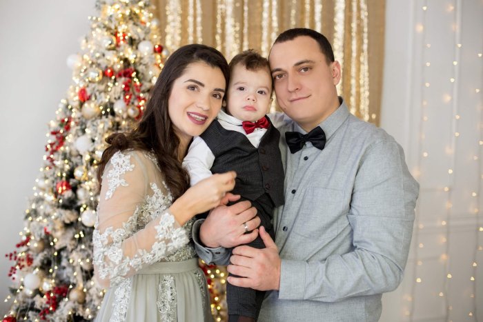 Новогодняя фотосессия в студии девушка