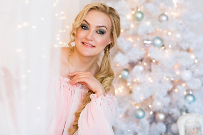 Макияж на новогоднюю фотосессию рыжей