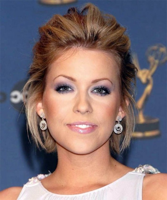 Прически для коротких влос