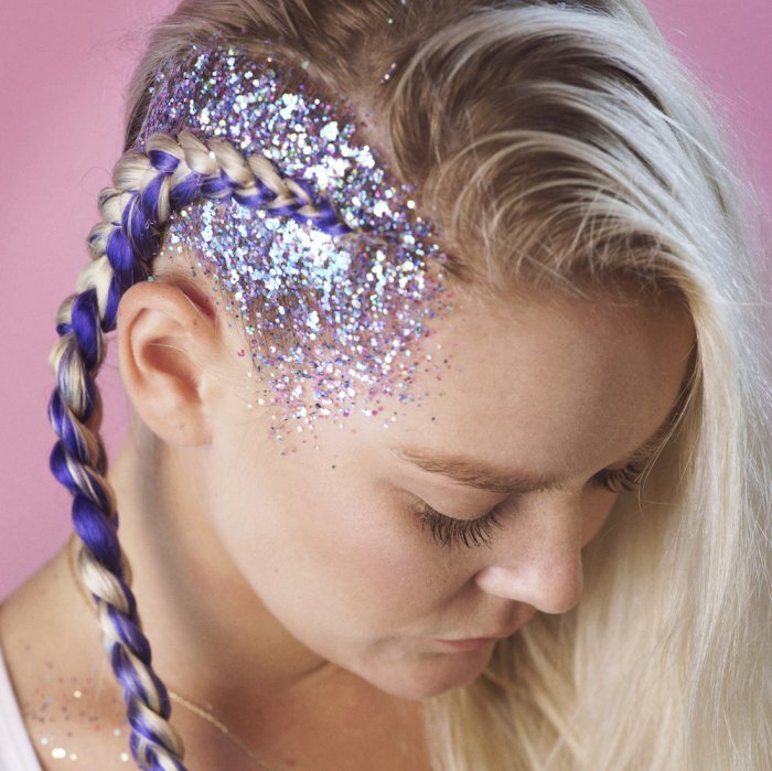 Новогодние прически яркие