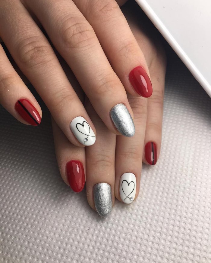 Маникюр на февраль