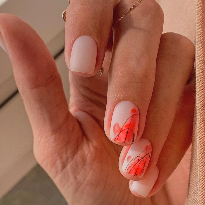 Маникюр 2021 модные тренды розовые