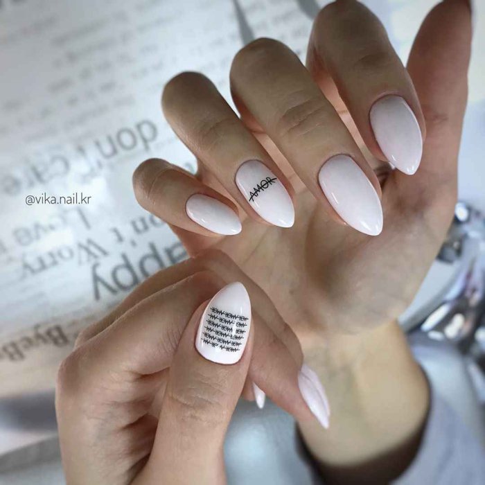 Маникюр 2022 нюд