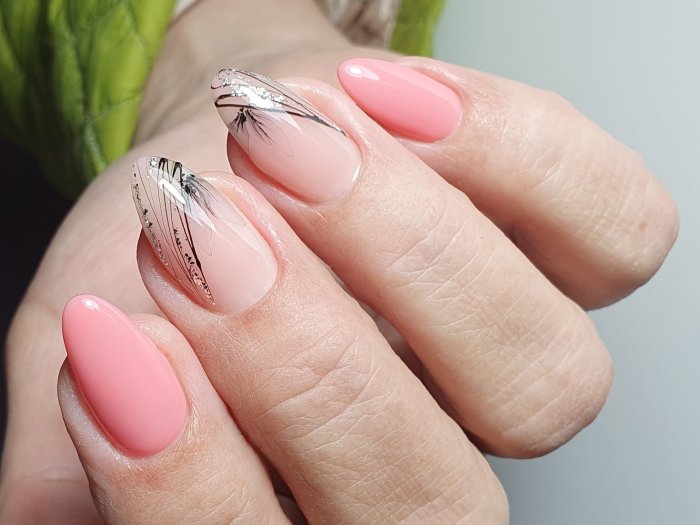 Нюдовый маникюр 2021 миндаль френч