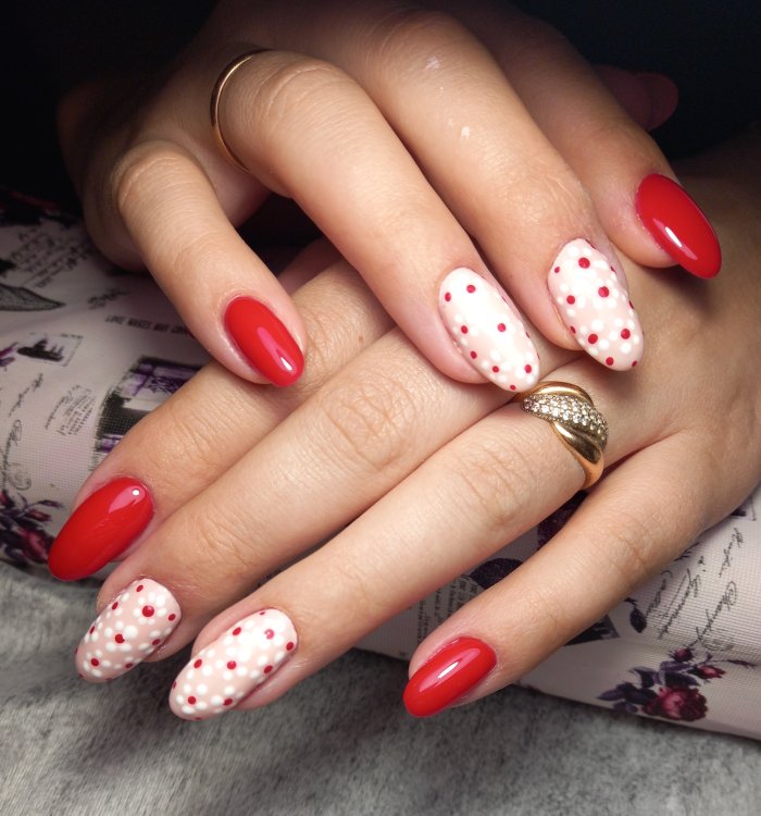 Дизайн ногтей новинки 2022 красный к 14 февраля