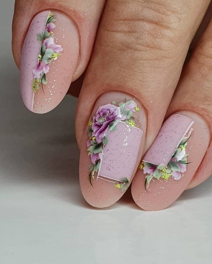 Флористический маникюр