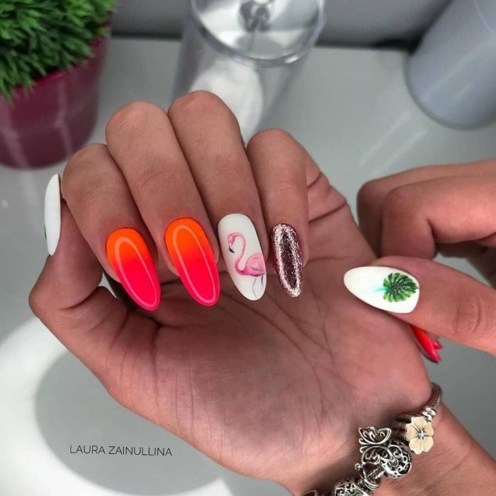 Маникюр светлый с рисунком фото