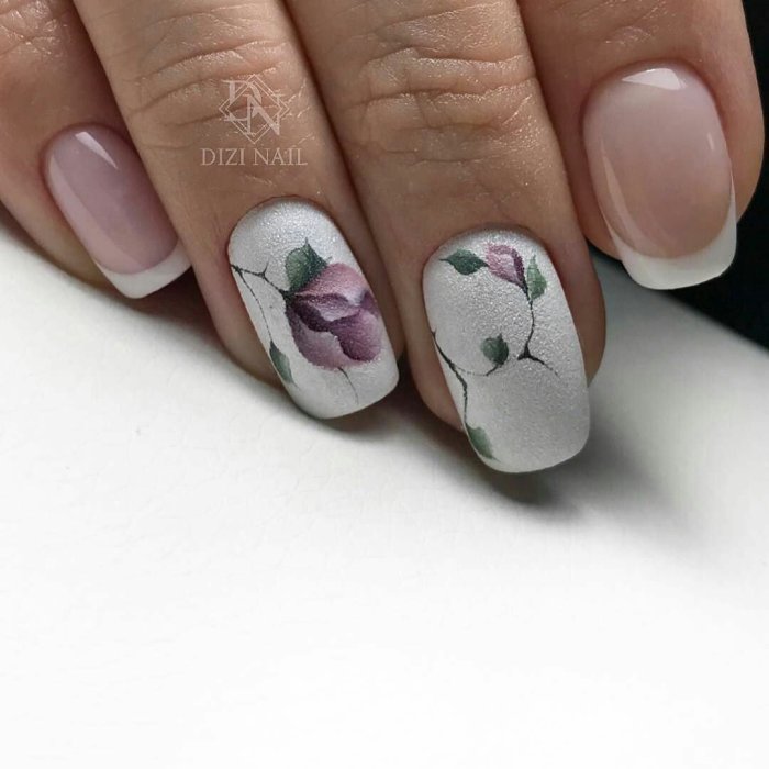 Ногти с цветами