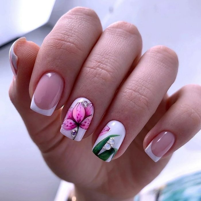 Маникюр лето 2022