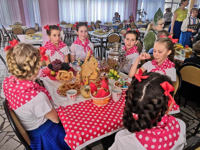 Масленица конкурс и стол продуктовый