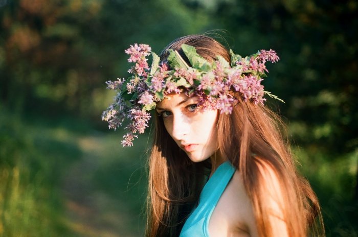 Цветочный венок на голову