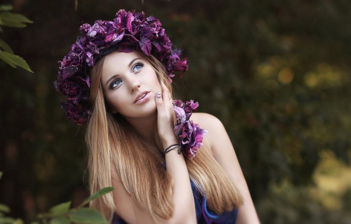 Фотосессия с венком на голове