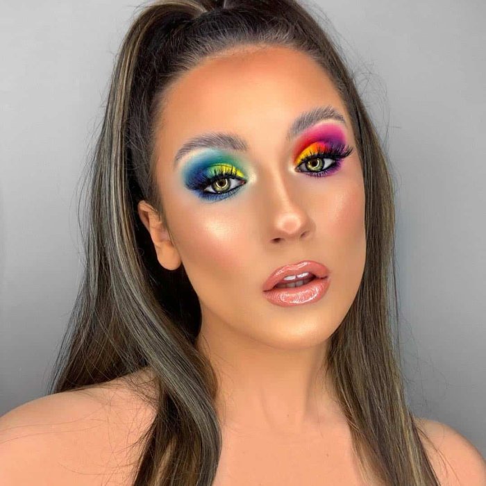 Новогодний макияж 2022