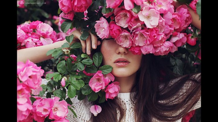 Лицо в цветах