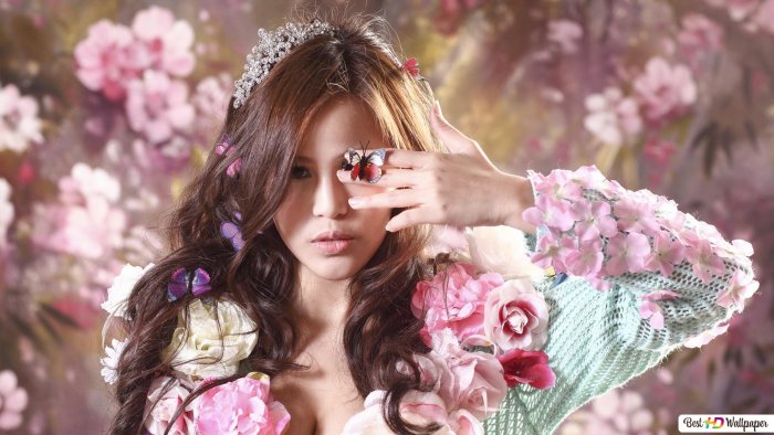 Фотосессия девушка в цветах