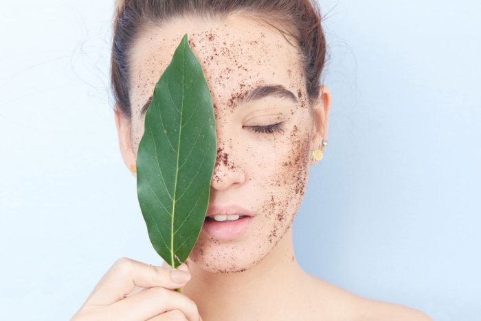 Девушка пилинг