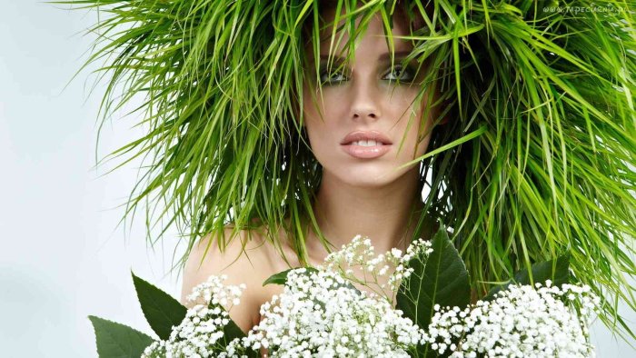 Зелень на волосах