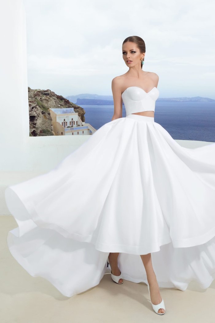 Кружевной топ и юбка