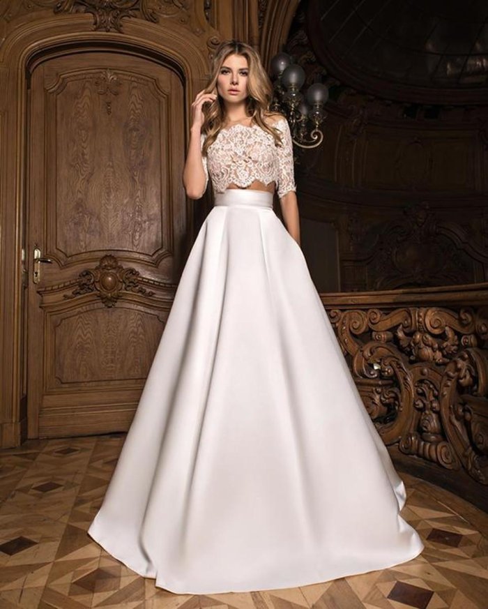 Белое длинное платье