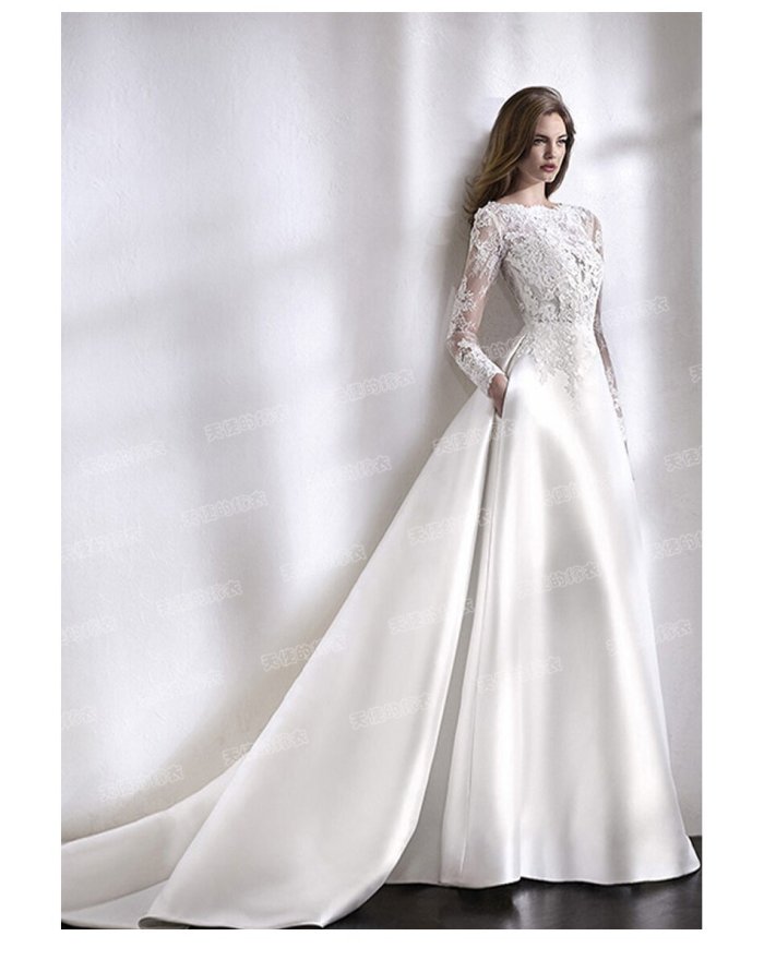 Свадебное платье с рукавами