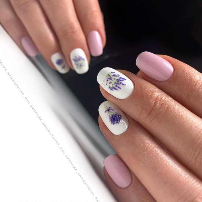 Маникюр летний нежный