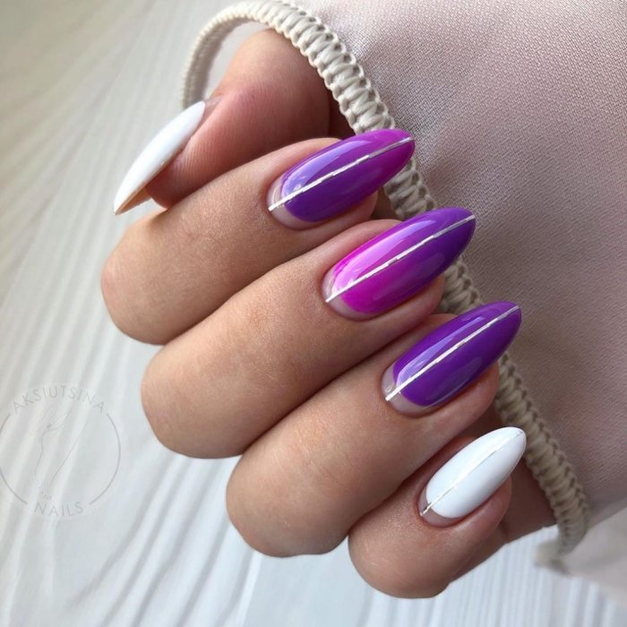 Шикарный маникюр со стразами