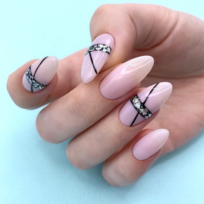 Маникюр дизайн