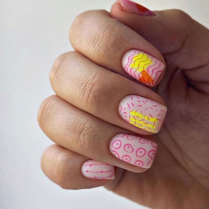 Маникюр лето