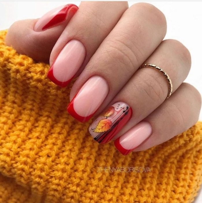 Розовые осенние ногти