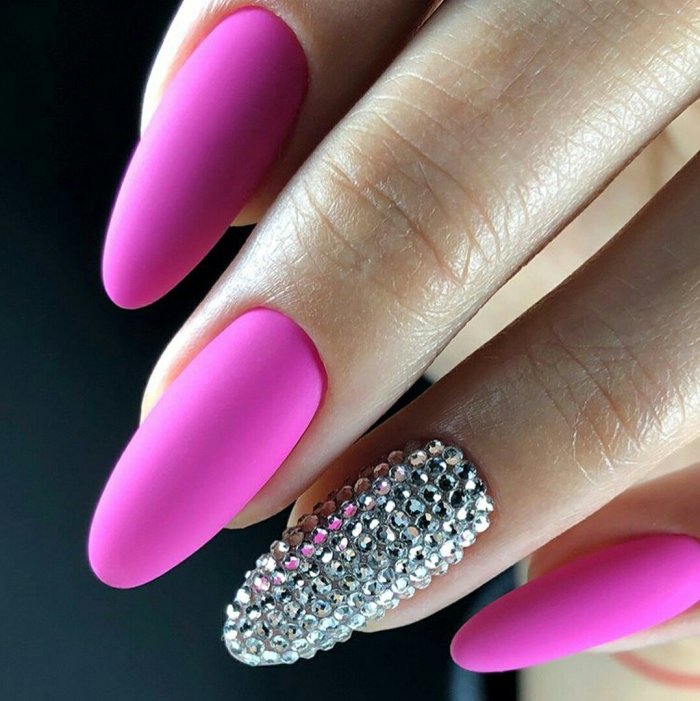 Модный маникюр на длинные ногти
