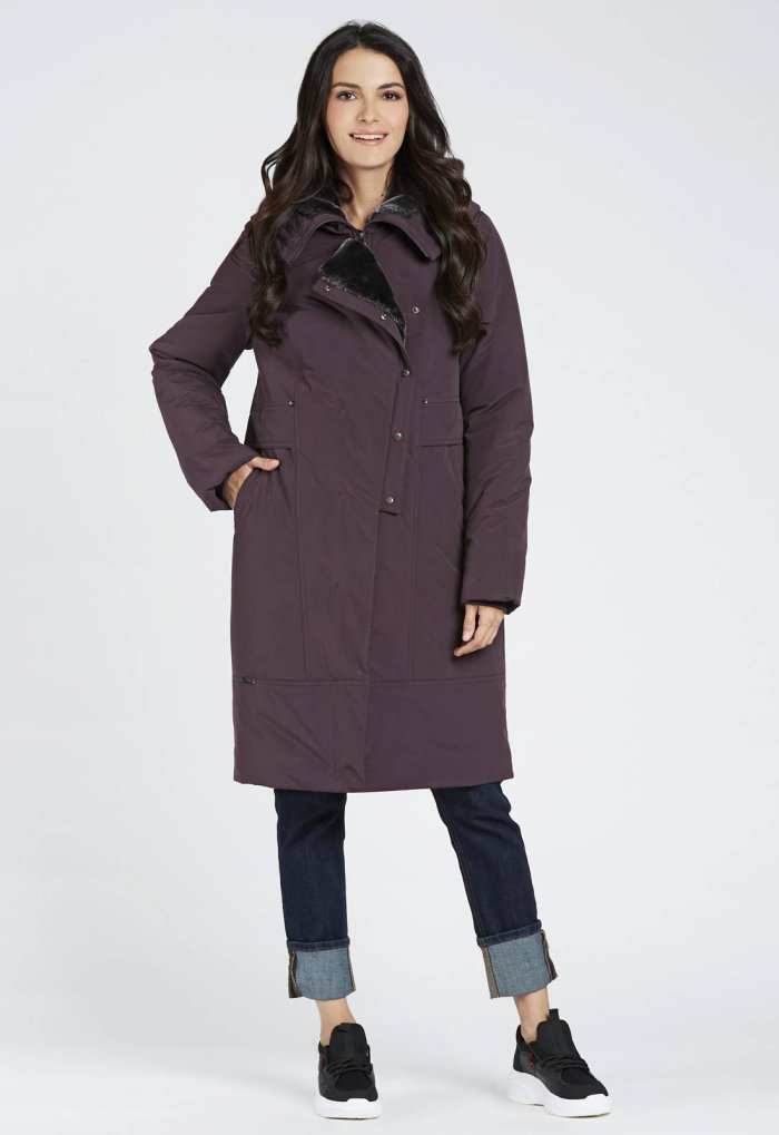 Пальто из велюра