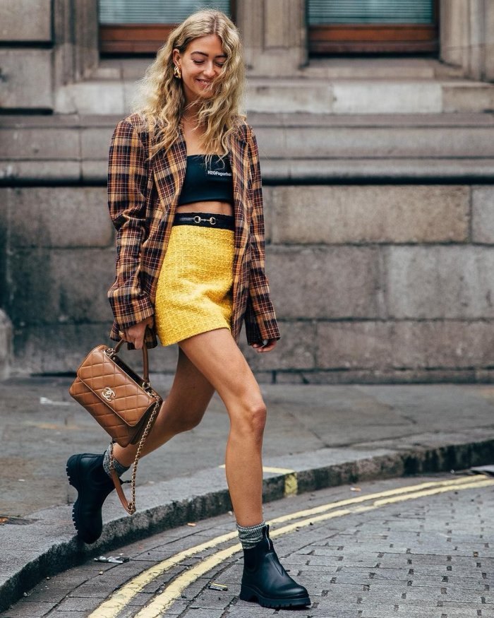 Образы с джинсовой юбкой