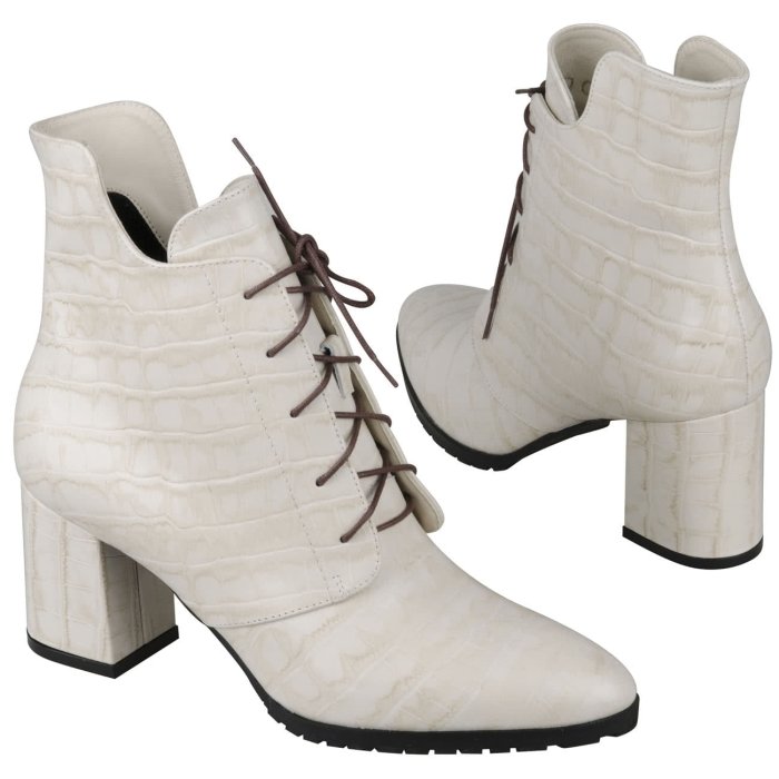 Ботильоны молочного цвета