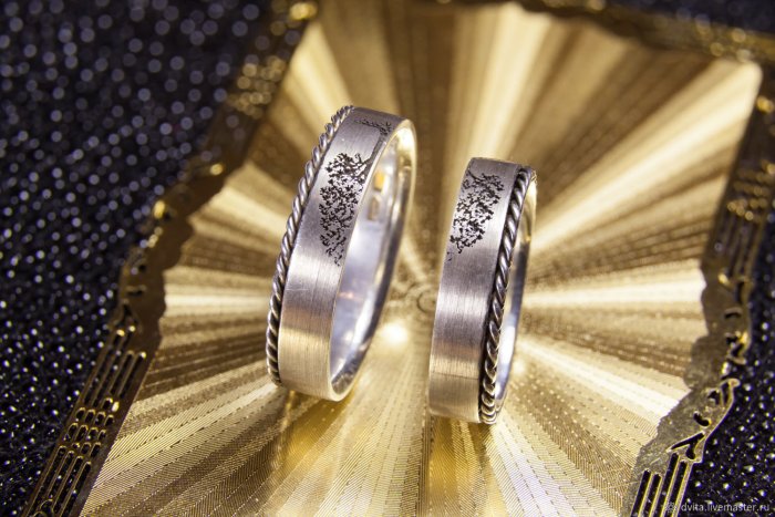 Cartier колье Love