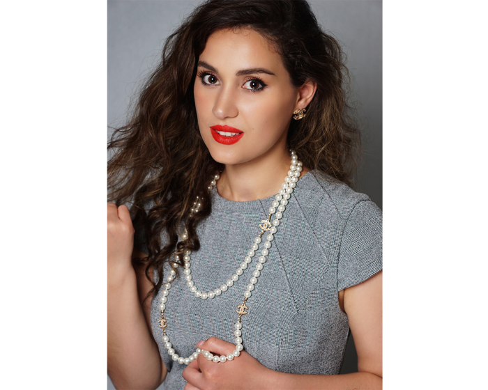 Модные украшения на шею